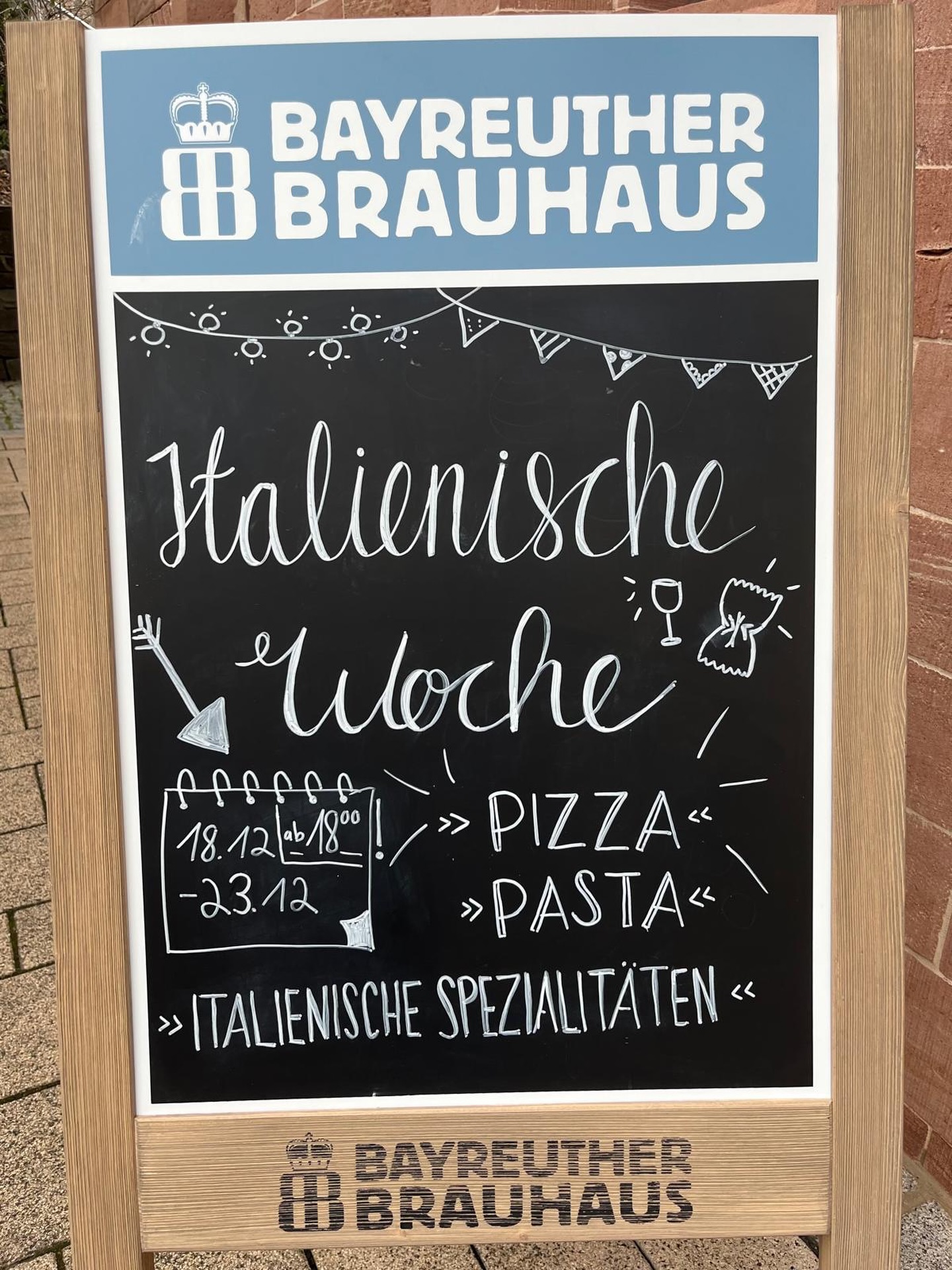 Diese Woche gibt es Italienische Spezialitäten in der Kostbar! Von Antipasti und Pizza bis Pasta ist alles dabei 🍕🍝🇮🇹